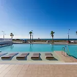 Dunabeach 아파트